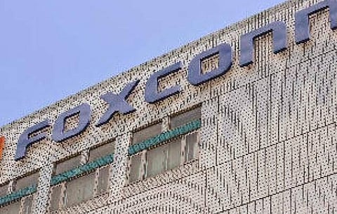 பாக்ஸ்கான் தொழிற்சாலையை மூட எதிர்ப்பு﻿: முத்தரப்பு பேச்சுவார்த்தை தோல்வி﻿; 18-ம் தேதி இரண்டாம் கட்ட பேச்சுக்கு ஏற்பாடு﻿