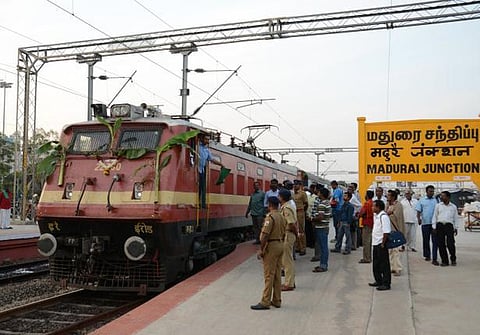 மதுரை உள்ளிட்ட 8 ரயில் நிலையங்களில் குடிநீர் சுத்திகரிப்பு மையங்கள்: அமைச்சர் தகவல்