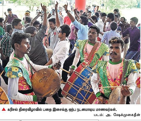 சினிமாவுக்கு வர 3 தகுதிகள்:﻿ இயக்குநர் சீனு ராமசாமி பட்டியல்﻿
