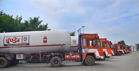தமிழக அரசின் வேண்டுகோளை ஏற்று﻿﻿ எல்பிஜி டேங்கர் லாரி வேலைநிறுத்தம் வாபஸ்﻿: வாடகை குறித்து இன்று மீண்டும் பேச்சுவார்த்தை﻿﻿