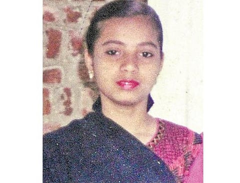 இஷ்ரத் ஜஹான் போலி என்கவுன்ட்டர் வழக்கு﻿: ஐபிஎஸ் அதிகாரிகள் வன்சாரா, பாண்டேவுக்கு நிபந்தனை ஜாமீன்