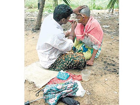 முகச்சவரம்: ரூ. 2, சிகையலங்காரம்: ரூ. 5﻿