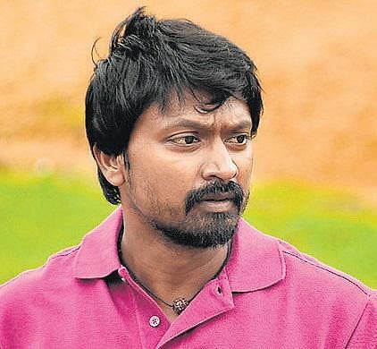 கார் தான் நம்மை தேர்வு செய்கிறது: நடிகர் கிருஷ்ணா
