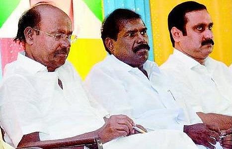 அதிமுக ஆட்சியில் நடந்த ஊழல்களை விசாரிக்க ஆணையம்: ஆளுநரிடம் பாமக மனு﻿