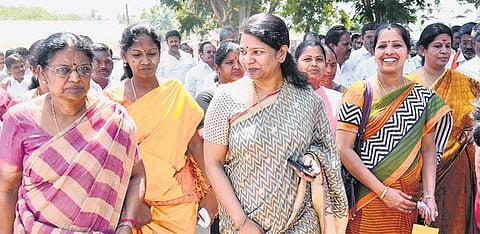 வனக் கல்லூரி மாணவர்கள் பிரச்சினையை தமிழக அரசு வேடிக்கை பார்க்கிறது: திமுக மகளிர் அணி செயலாளர் கனிமொழி குற்றச்சாட்டு﻿