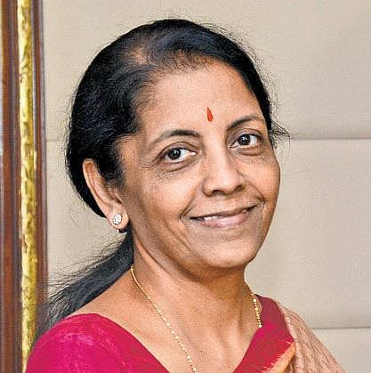 சேவை துறையில் இருக்கும் தடைகளை நீக்க வேண்டும்