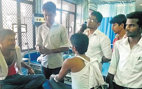 சென்னை சட்டக் கல்லூரியில் மோதல்: மாணவர்கள் 5 பேருக்கு காயம்