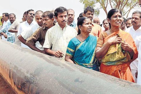 மீத்தேன் எரிவாயு திட்டம்﻿: அரசிடம் அறிக்கை தாக்கல் செய்ய நிபுணர் குழு முடிவு