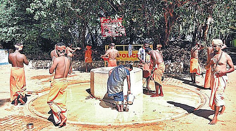 நீ தேடும் இறைவன் உனக்குள்﻿