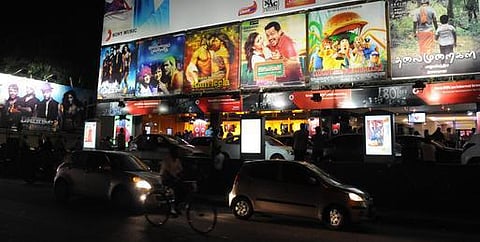 தமிழ் திரையுலகம் 3 மாதங்கள் முடக்கம்? - தயாரிப்பாளர் சங்கக் குழுவில் பரபரப்பு