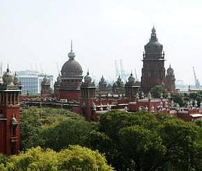 மனித உரிமை அமைப்புகள் கட்டப்பஞ்சாயத்துகளில் ஈடுபடுகின்றனவா?﻿ - டிஜிபிக்கு உயர் நீதிமன்றம் கேள்வி﻿