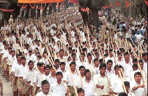 காஷ்மீருக்கான சிறப்பு அந்தஸ்தை நீக்க ஆர்எஸ்எஸ் மீண்டும் வலியுறுத்தல்﻿: பிரிவினைவாத தலைவர் விடுதலைக்கு கண்டனம்﻿