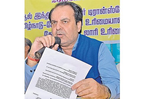 வாளையாறு சோதனைச்சாவடி பிரச்சினை﻿: ஏப்.1 முதல் கேரளத்துக்கு லாரிகள் இயக்கப்படாது﻿ - அகில இந்திய மோட்டார் காங்கிரஸ் அறிவிப்பு
