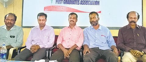 தமிழ்நாடு அரசு டாக்டர்கள் சங்கத்தில் பிளவு: எஸ்.டி.பி.ஜி.ஏ. என்ற புதிய சங்கம் தொடக்கம்