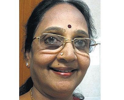ஆதிசங்கரர் வாழ்வைச் சித்தரிக்கும் பெண்கள்﻿