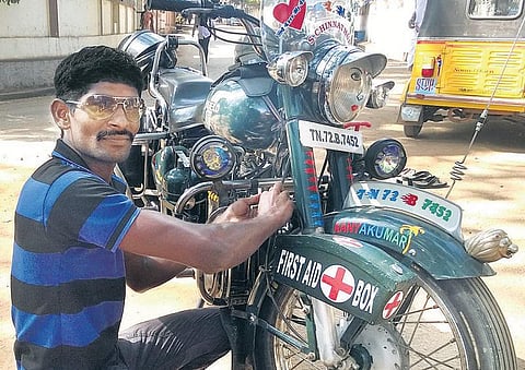 புல்லட் பைக்கில் முதலுதவி﻿