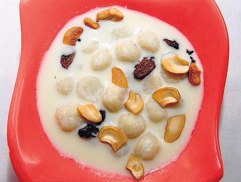 பால் கொழுக்கட்டை