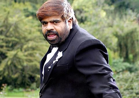 டண் டணக்கா விவகாரம்:  ரூ.1 கோடி நஷ்ட ஈடு கேட்டு டி.ஆர் நோட்டீஸ்