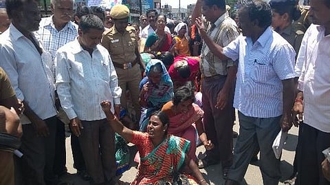 சத்துணவு ஊழியர்களின் காலவரையற்ற வேலைநிறுத்தம் வாபஸ்