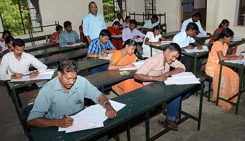 மே மாத முதல் வாரத்தில் நடக்கவிருந்த குரூப்-1 மெயின் தேர்வு ஜூன் மாதத்துக்கு தள்ளிவைப்பு: டிஎன்பிஎஸ்சி அறிவிப்பு﻿﻿