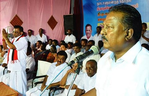 2 நாளில் முடிவை அறிவிக்க திட்டம்: கருப்பசாமி பாண்டியன் சூசகம்﻿