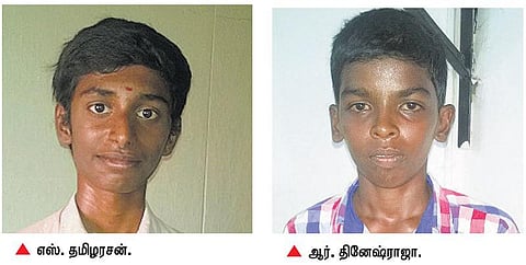பெற்றோருக்கு உதவியாக வேலை செய்து சம்பாதித்த அரசுப் பள்ளி மாணவர்கள் மாநில அளவில் 3-ம் இடம் பிடித்தனர்﻿