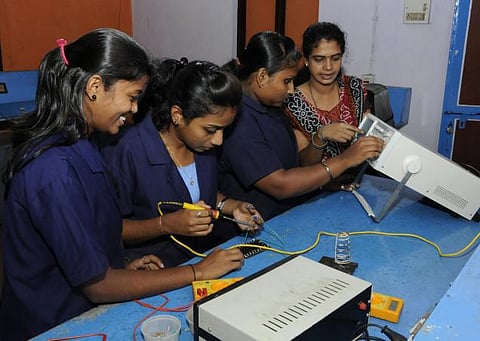 உதவித்தொகையுடன் மகளிருக்கு இலவச தொழிற்பயிற்சி﻿: கோவை ஐடிஐயில் விண்ணப்பங்கள் வரவேற்பு﻿