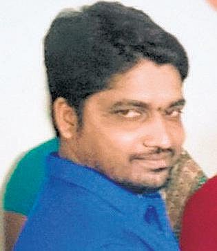 கடை உரிமையாளர் வெட்டிக் கொலை﻿: ஊராட்சித் தலைவர் கொலைக்கு பழிதீர்த்த கும்பல்?﻿﻿