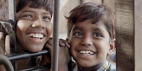 காக்கா முட்டையும் கோழி முட்டையும்!﻿