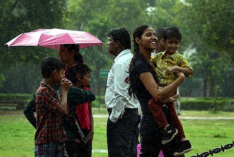 அறிவோம் நம் மொழியை: சக்கைப் போடு போடும் மழை﻿