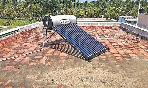 ஆரம்ப சுகாதார நிலையங்களில் சோலார் வாட்டர் ஹீட்டர் : தருமபுரி மாவட்டத்தில் அறிமுகம்﻿