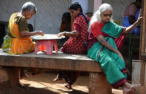 இன்று அன்று | 2006 ஜூன் 15: உலக முதியோர் அவமதிப்பு விழிப்புணர்வு நாள்﻿