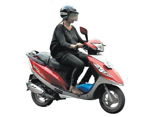 ஹெல்மெட்: சில உண்மைகள்.. சில நம்பிக்கைகள்﻿