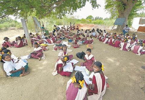 வித்தகத் தந்திரங்கள்﻿