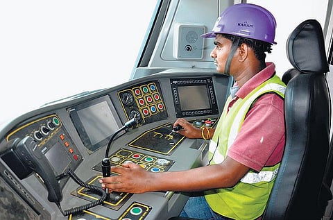 மெட்ரோ ரயில் தடம்புரளுவதை தடுக்க ரயில் பாதைகளில் சிறிய தடுப்பு அமைப்பு﻿: 90 சதவீதம் தடம்புரள வாய்ப்பு இல்லை﻿
