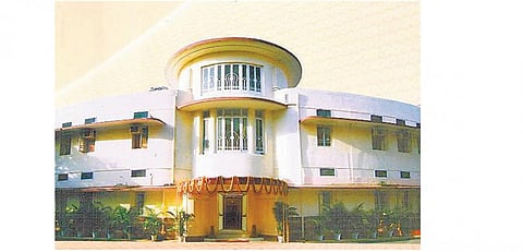 வருங்கால வைப்புநிதி அதிகாரிப் பணி காலியிடங்கள்﻿