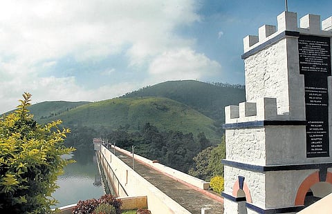 முல்லை பெரியாறு அணையை நோக்கிய பயணம்: பஞ்சத்தால் உருவான அணை