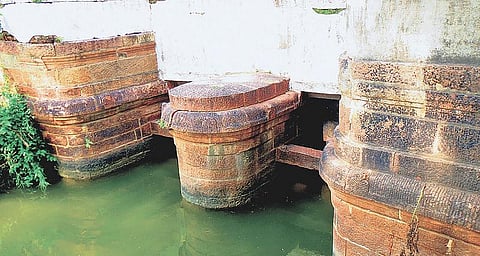 காவிரிக்கு மற்றொரு பெயர் ‘கரிகால சோழப் பேராறு’ - கல்வெட்டு ஆதாரத்தை பாதுகாக்க கோரிக்கை﻿