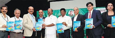 பொறியியல் கல்லூரிகளில் படிக்கும்﻿ 10,000 பேருக்கு திறன் மேம்பாட்டுப் பயிற்சி﻿: புதிய திட்டத்தை அமைச்சர் பழனியப்பன் தொடங்கிவைத்தார்﻿