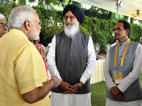 அரசியல் காரணங்களுக்காக முட்டுக்கட்டை போடாதீர்கள்﻿﻿: நிலம் கையக மசோதா நிறைவேறாவிட்டால் கிராமப்புற வளர்ச்சி கடுமையாக பாதிக்கும்﻿- நிதி ஆயோக் கூட்டத்தில் பிரதமர் மோடி பேச்சு﻿﻿