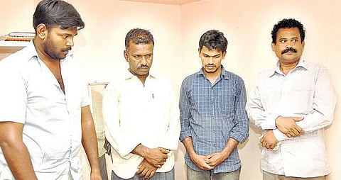 ரூ.1 கோடி மதிப்புள்ள﻿ போதைப் பொருளை விற்க முயன்ற 4 பேர் கைது﻿