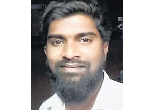 மதுரை நெல்பேட்டையில் நாட்டு வெடிகுண்டு வீசி இளைஞர் கொலை: சந்தேகத்தின் பேரில் சிலரிடம் விசாரணை﻿