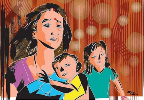 ஏழாவது உலகம்: உடைய காத்திருக்கும் முட்டைகள்﻿