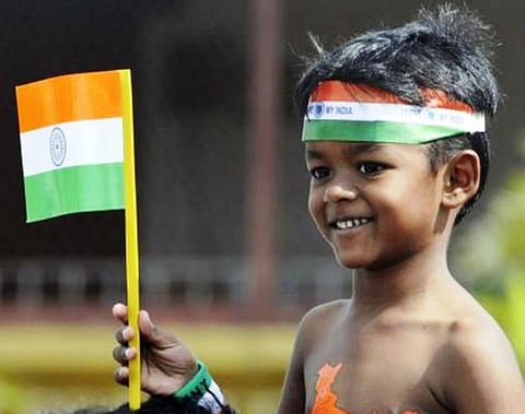 சொல்லத் தோணுது 44 - கொண்டாட்டம் யாருக்கு?