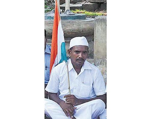 மதுவிலக்கை அமல்படுத்த வலியுறுத்தி﻿ சட்டப்பேரவை கூட்டத் தொடர் முடியும் வரை உண்ணாவிரதம்: சசிபெருமாளின் மகன் அறிவிப்பு﻿
