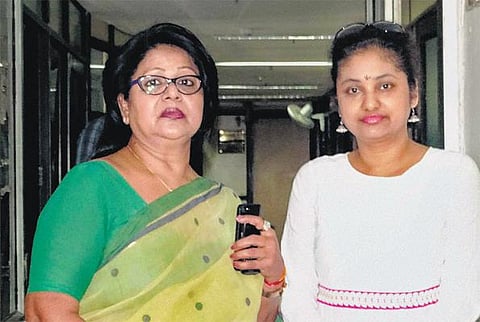 கணவர் என்னை 2 முறை கொல்ல முயன்றார்﻿: நீதிபதியிடம் முன்னாள் அமைச்சரின் மனைவி வாக்குமூலம்