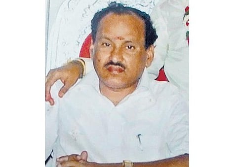 ஓசூர் அருகே நிதி நிறுவன அதிபர் கொலை﻿: ரூ.20 லட்சம், 50 பவுன் நகைகள் கொள்ளை﻿