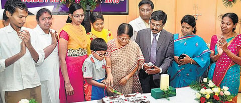 தற்கொலை செய்து கொள்பவர்களில் 80 சதவீதம் பேர் படித்தவர்கள்﻿: அரசு பொது மருத்துவமனை டாக்டர் தகவல்﻿