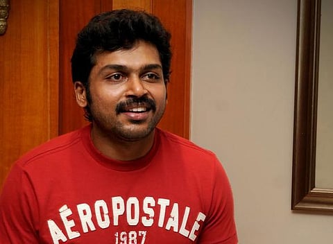 காஷ்மோரா படப்பிடிப்பு முடியவில்லை: படக்குழு விளக்கம்