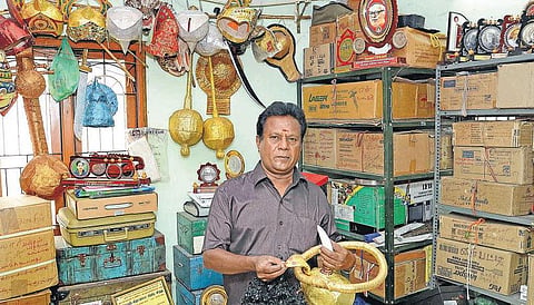 பள்ளி, கல்லூரிகளில் நாடகப் பயிற்சி: மாணவர் அளிக்கும் பணமே வாழ்வாதாரம்﻿- 3 ஆயிரம் மேடைகள் ஏறிய நாடக கலைஞர் உருக்கம்﻿